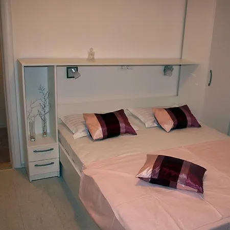Acika * Tučepi
